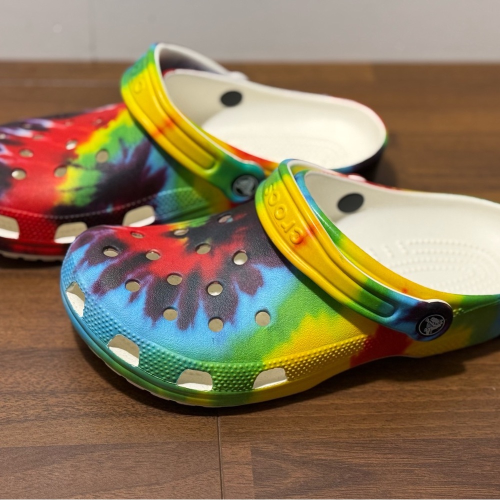 Tie-Dye Crocs - Rainbow Colors